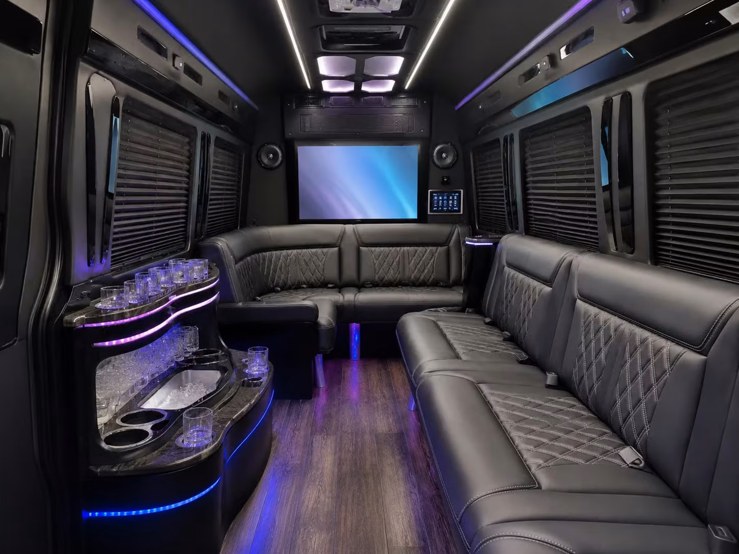 bus rental options for brentwood trips