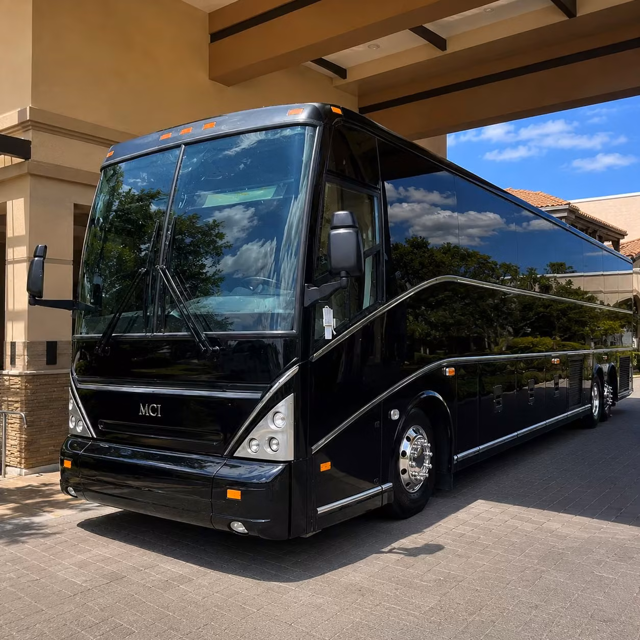 charter buses for national guard drills ceremonies deployments near brentwood