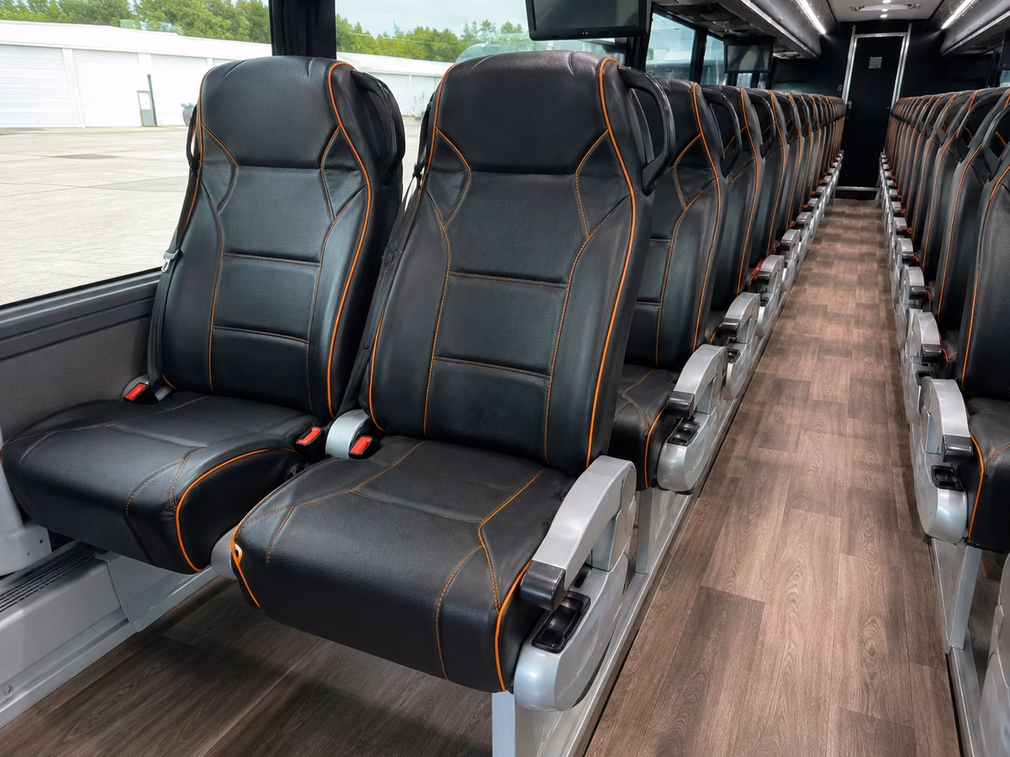 chase center and oakland arena fan bus rentals from brentwood